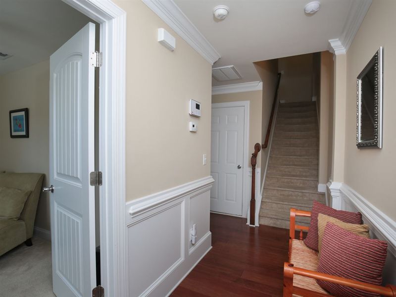 401 Village Commons Ln, Apex, NC 27502