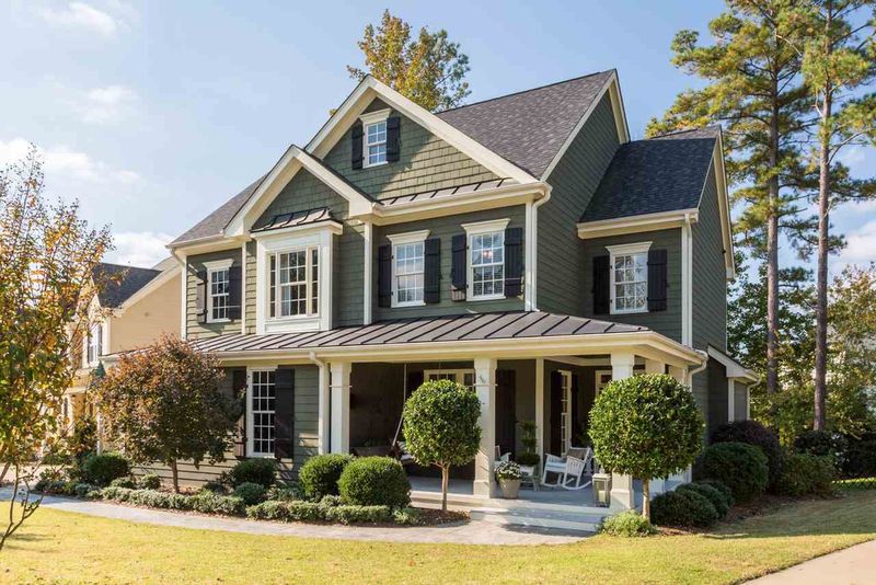 401 Wanderview Ln, Holly Springs, NC 27540
