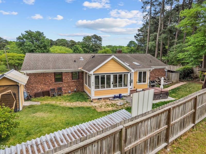 401 Warren Ave, Cary, NC 27511
