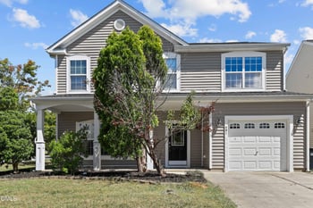401 Wellspring Dr, Holly Springs, NC 27540
