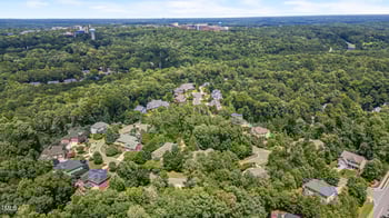 401 Westbury Dr, Chapel Hill, NC 27516