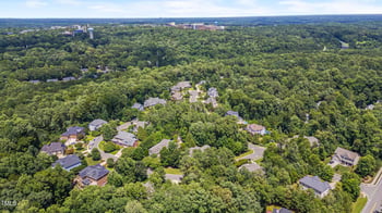 401 Westbury Dr, Chapel Hill, NC 27516