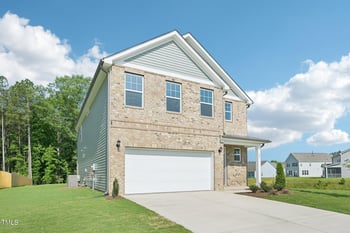 401 Winding Creek Dr, Lillington, NC 27546