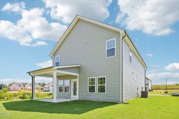 401 Winding Creek Dr, Lillington, NC 27546