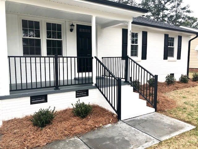 401 W Woodall St, Benson, NC 27504