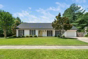 401 Wyndham Dr, Fuquay Varina, NC 27526