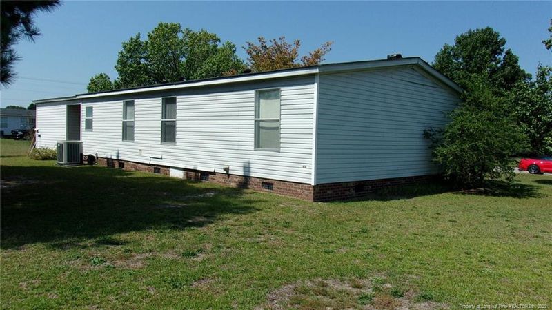 4010 Frontier Ave, Fayetteville, NC 28312
