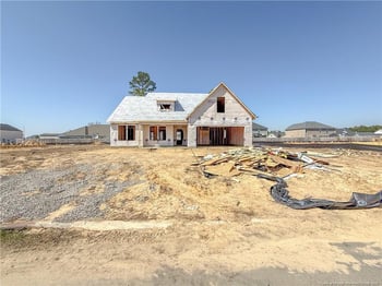 4010 Racking Horse Rd, Hope Mills, NC 28348