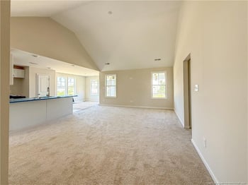 4010 Racking Horse Rd, Hope Mills, NC 28348