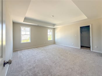 4010 Racking Horse Rd, Hope Mills, NC 28348