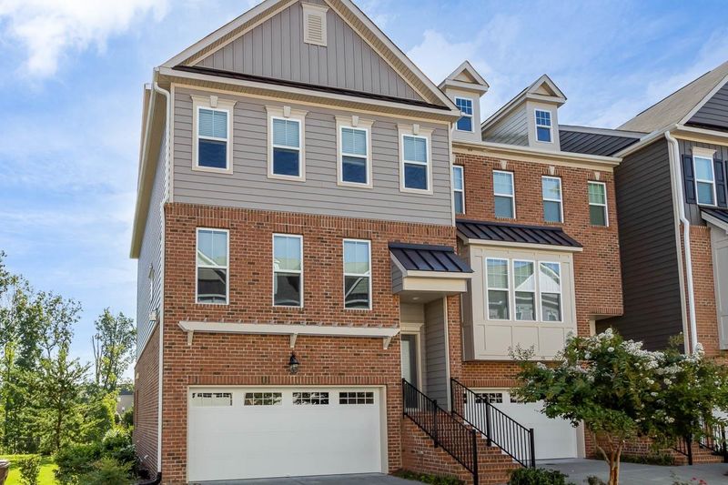 4010 Robious Ct, Cary, NC 27519