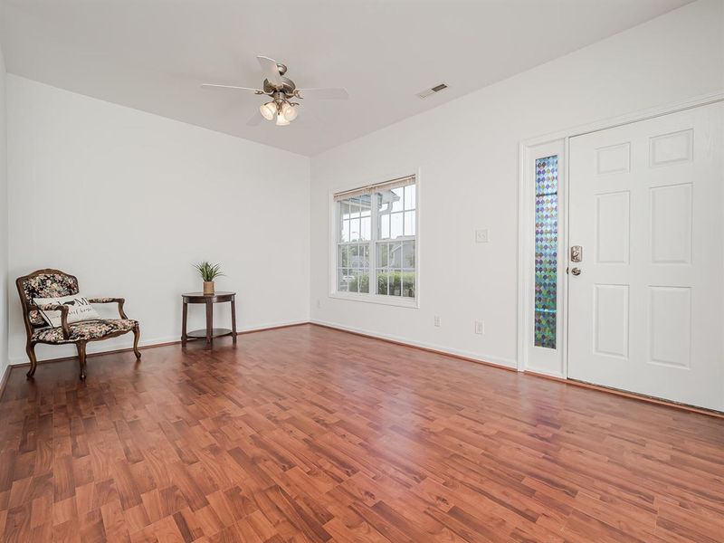 4010 Volkswalk Pl, Raleigh, NC 27610