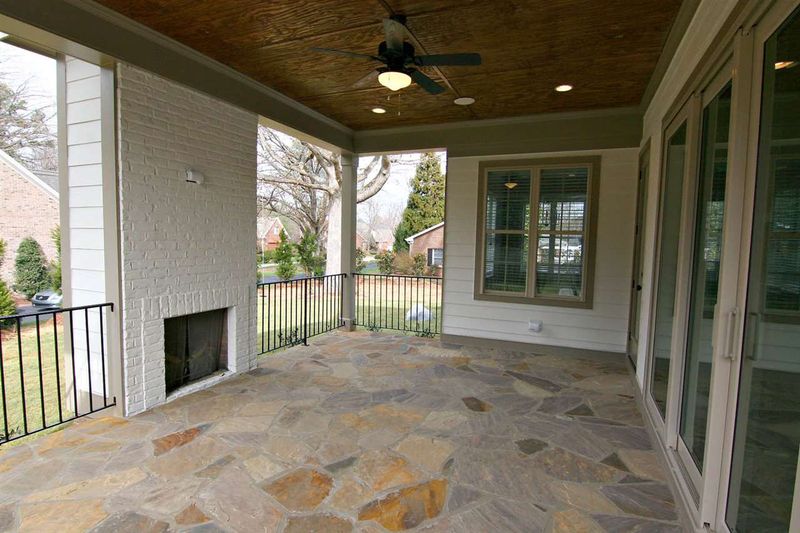4011 Edwards Mill Rd, Raleigh, NC 27612