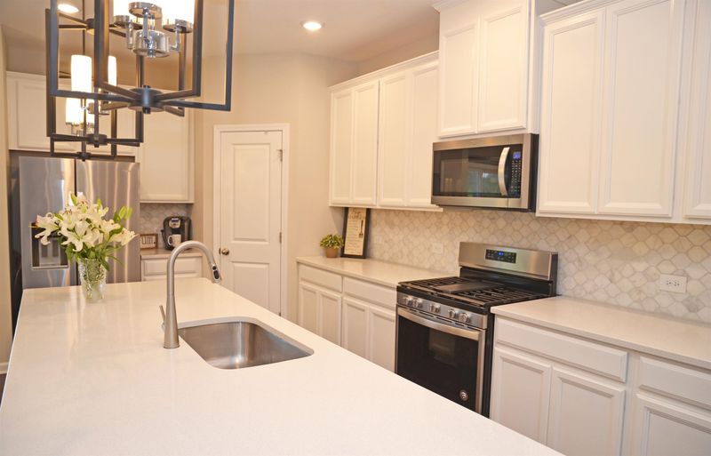 4011 Mahal Ave, Cary, NC 27519