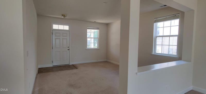 4011 Oatgrass Ln, Raleigh, NC 27604