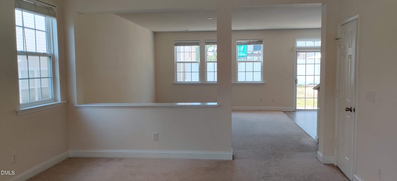 4011 Oatgrass Ln, Raleigh, NC 27604