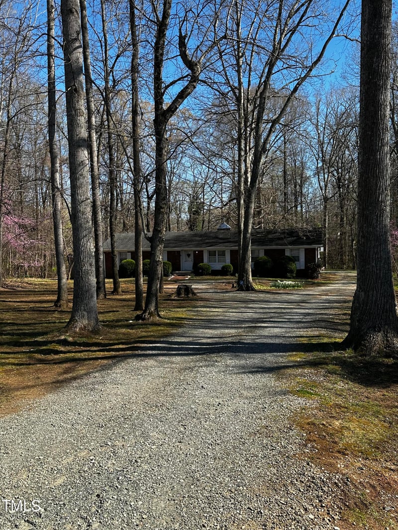4011 Wilson Rd, Mebane, NC 27302