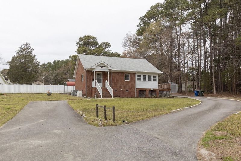 4012 Barwell Rd, Raleigh, NC 27610