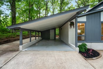 4012 Castle Ct, Raleigh, NC 27613