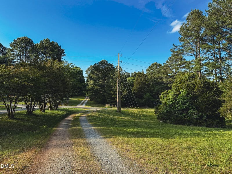 4012 Nc 56 , Franklinton, NC 27525
