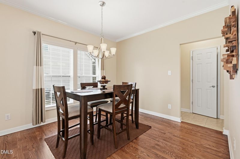 4012 Winecott Dr, Apex, NC 27502