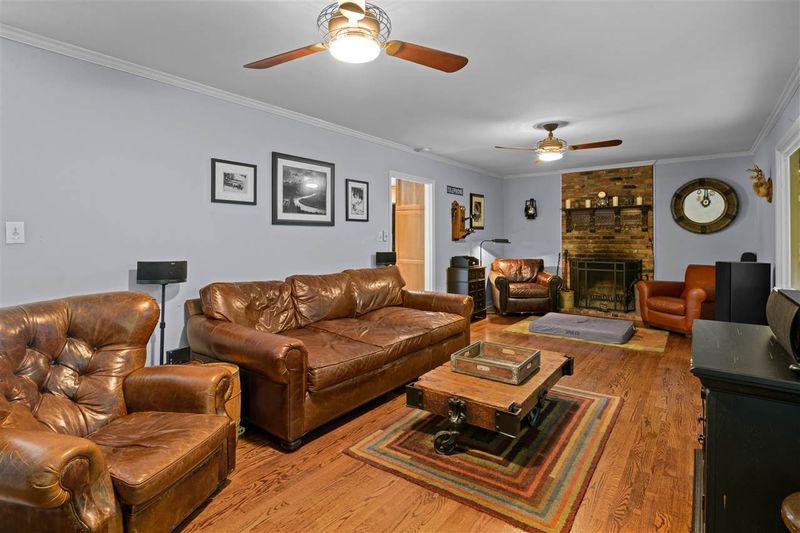 4013 Balsam Dr, Raleigh, NC 27612