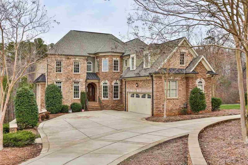 4013 Bankshire Ln, Raleigh, NC 27603