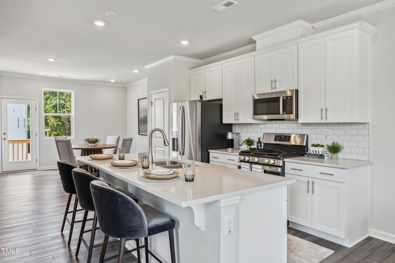 4013 Silver Oak Ln, Durham, NC 27703
