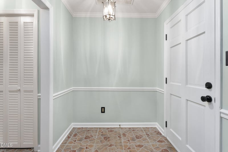 4014 Forest Oaks Ln, Mebane, NC 27302