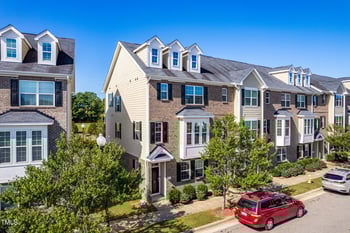 4014 Kentworth Dr, Holly Springs, NC 27540