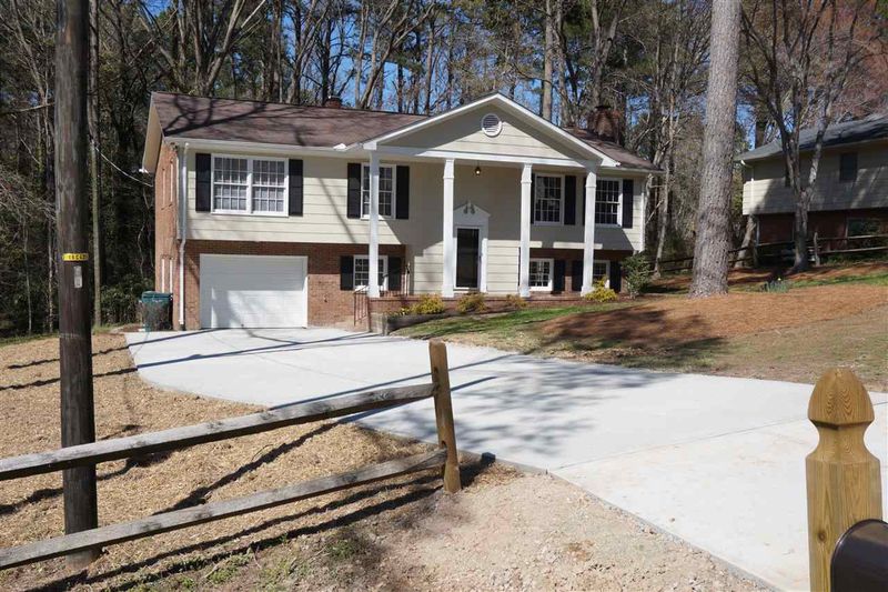 4014 King Charles Rd, Durham, NC 27707