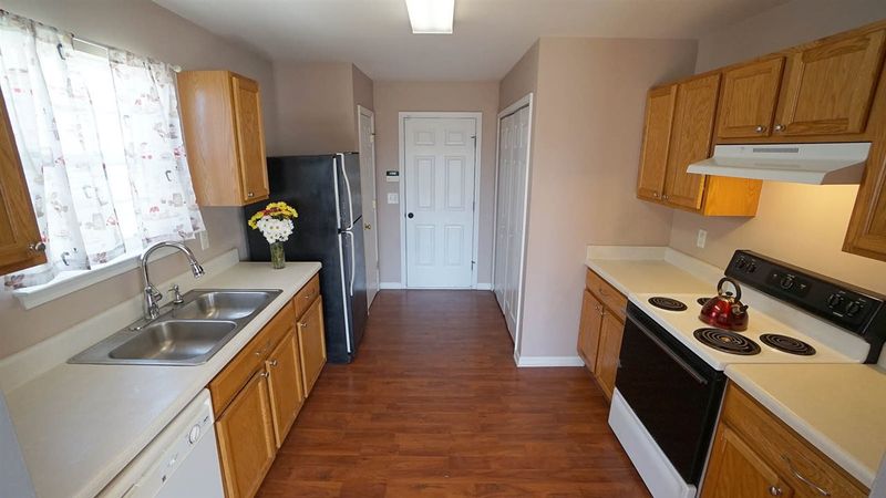 4014 Rothfield Ln, Raleigh, NC 27616