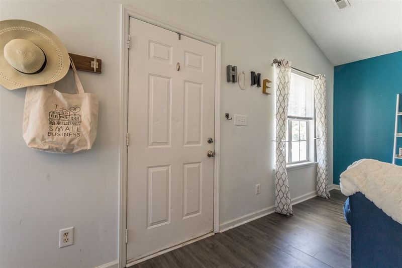 4014 Sudbury Rd, Durham, NC 27704