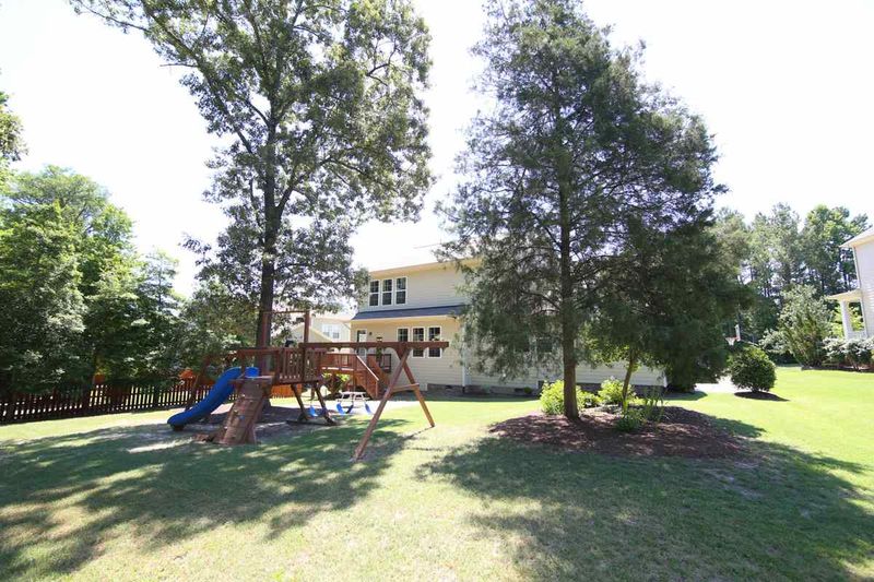 4015 Pheasant Tail Ct, Wake Forest, NC 27587