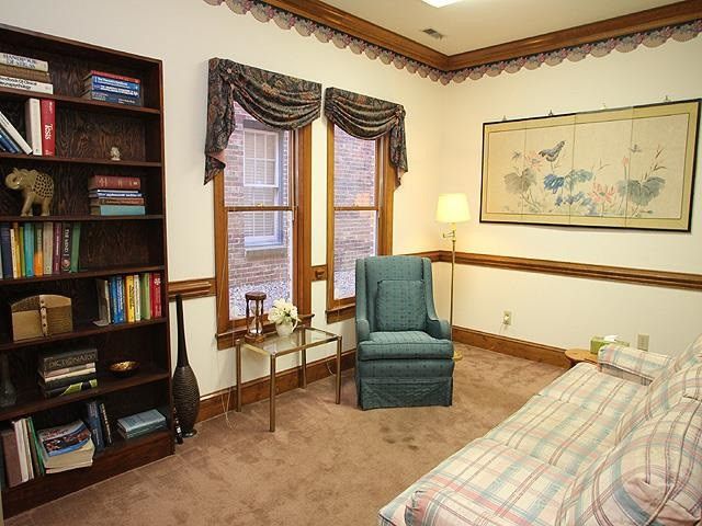 4016 Barrett Dr, Raleigh, NC 27609