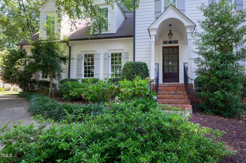 4016 Lake Springs Ct, Raleigh, NC 27613