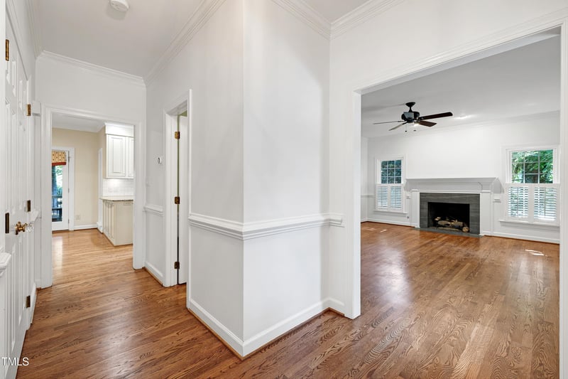 4016 Lake Springs Ct, Raleigh, NC 27613