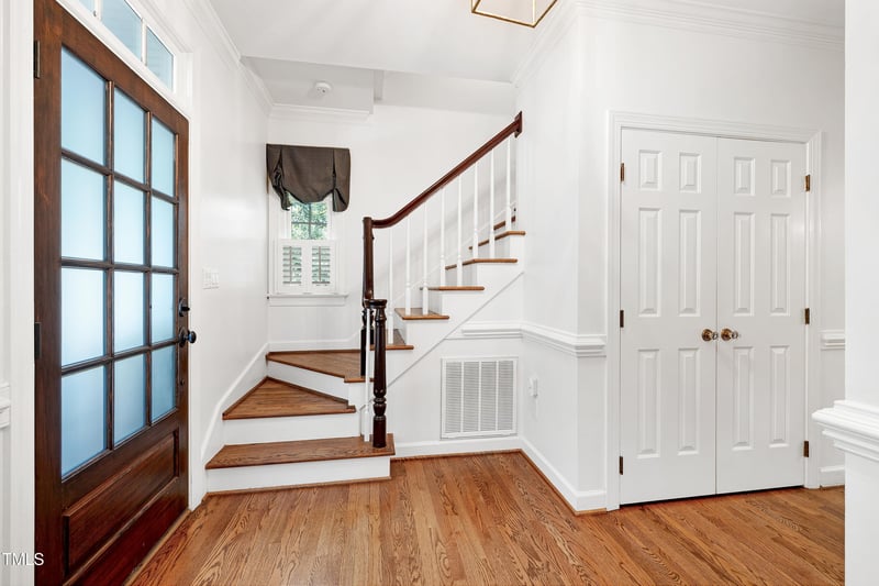 4016 Lake Springs Ct, Raleigh, NC 27613