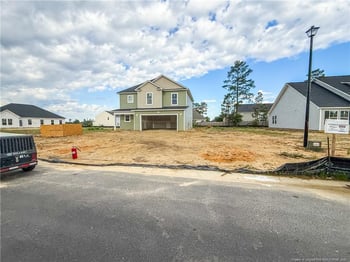 4016 Racking Horse Rd, Hope Mills, NC 28348