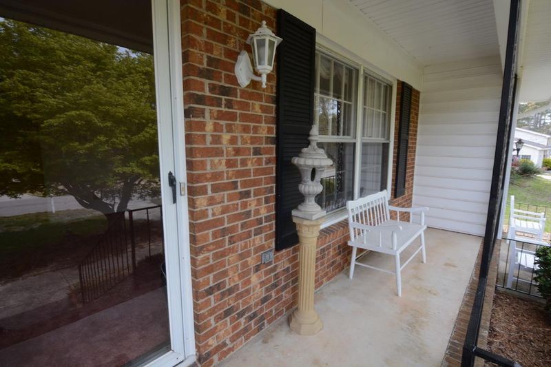 4016 Willow Oak Rd, Raleigh, NC 27604