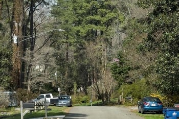 4017 Balsam Dr, Raleigh, NC 27612