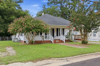 402 13th St, Erwin, NC 28339