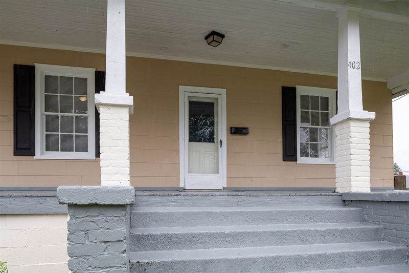 402 S 15th St, Erwin, NC 28339
