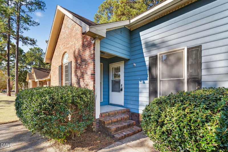 402 Andros Dr, Fayetteville, NC 28314