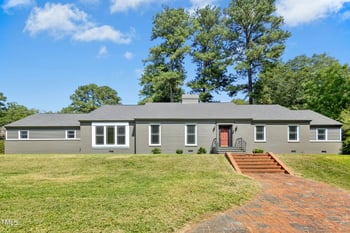 402 Belle St, Henderson, NC 27536