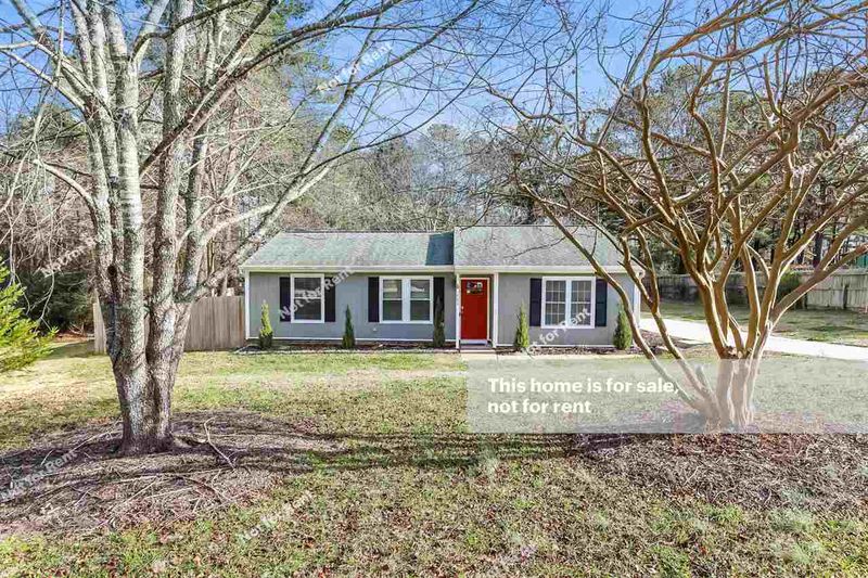 402 Bournemouth Ln, Garner, NC 27529