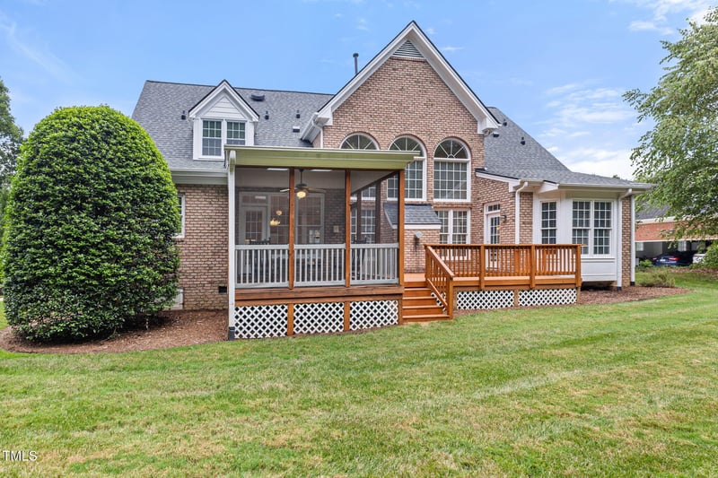 402 Bridewell Ct, Cary, NC 27518