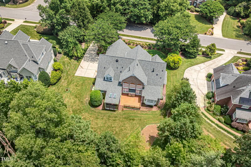 402 Bridewell Ct, Cary, NC 27518