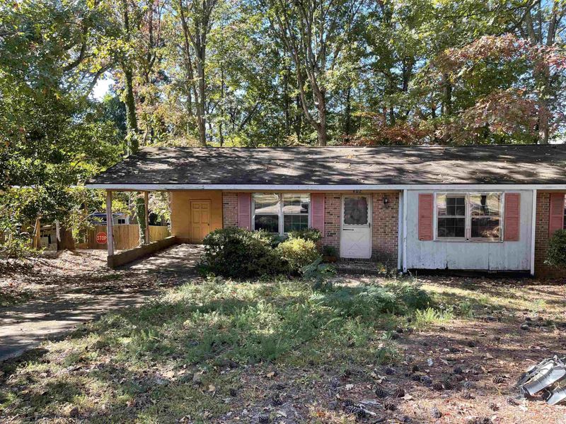 402 Charles Ct, Cary, NC 27511