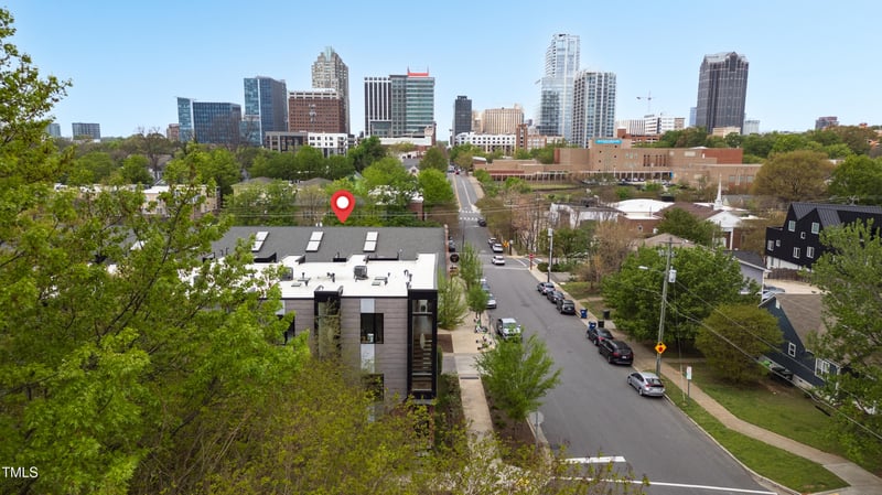 402 Chavis Way, Raleigh, NC 27601